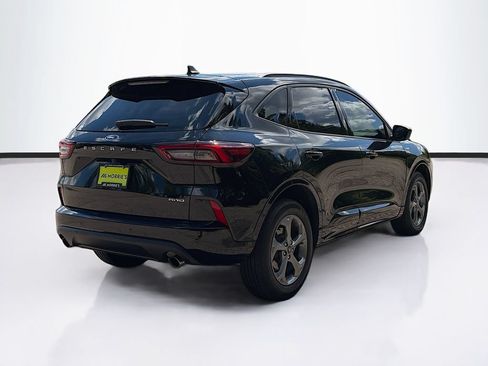 Used 2024 Ford Escape ST-Line w/ Tech Pack #1 AWD/4WD image 5