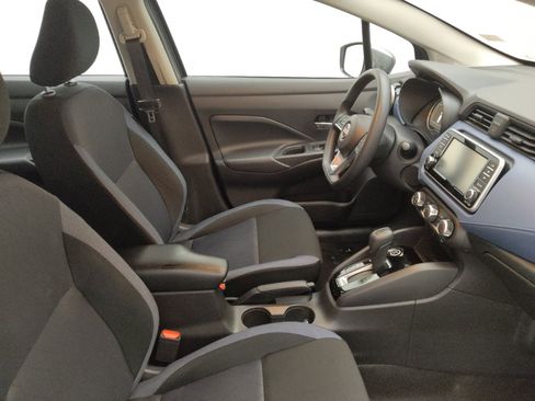 Used 2025 Nissan Versa SV FWD image 21