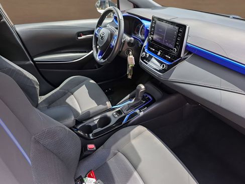 Used 2021 Toyota Corolla SE FWD image 25