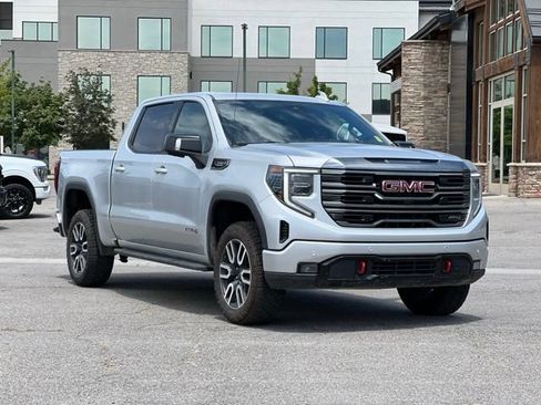Used 2022 GMC Sierra 1500 AT4 w/ AT4 Premium Package AWD/4WD image 1