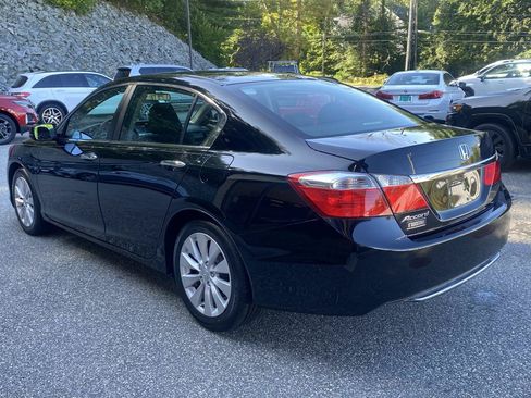 Used 2013 Honda Accord EX image 3