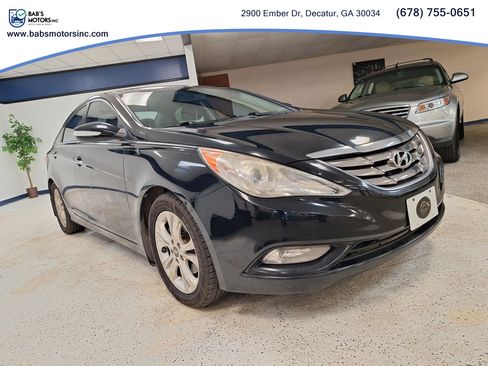 Used 2012 Hyundai Sonata Limited w/ Navigation Pkg FWD image 3