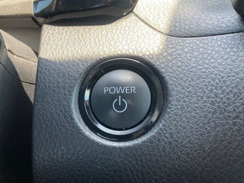 Used 2025 Toyota Camry LE FWD image 17