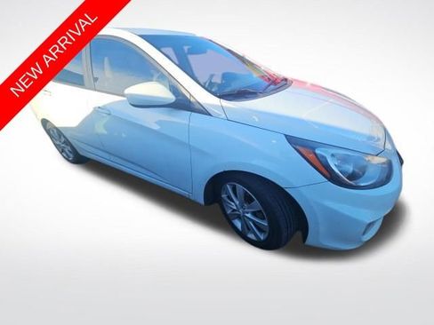 Used 2012 Hyundai Accent GLS w/ Premium Pkg 3 image 1