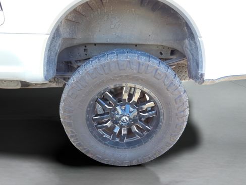 Used 2019 Ford F250 Platinum w/ Platinum Ultimate Package image 28