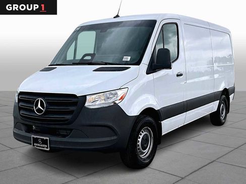 Used 2025 Mercedes-Benz Sprinter 2500 image 1