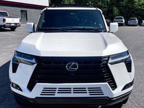 Used 2024 Lexus GX 550 w/ Accessory Package (2T) AWD/4WD image 7
