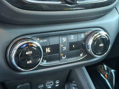 Certified 2023 Chevrolet TrailBlazer LT w/ Convenience Package image 23