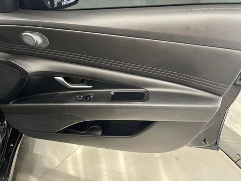 Used 2022 Hyundai Elantra SEL w/ Convenience Package image 44