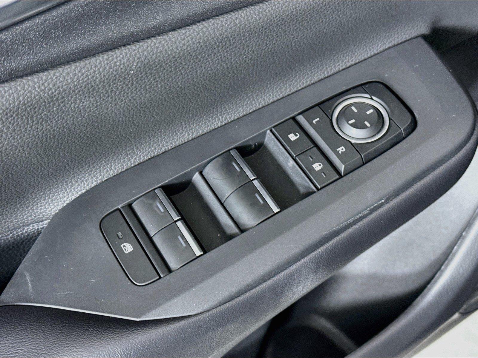 New 2026 Toyota Prius Plug-In Hybrid FWD image 30
