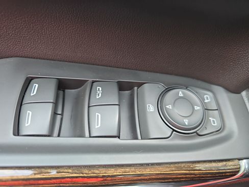 Used 2020 GMC Sierra 1500 SLE w/ SLE Value Package AWD/4WD image 24