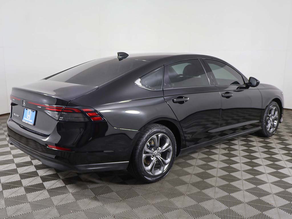 Used 2024 Honda Accord EX image 10