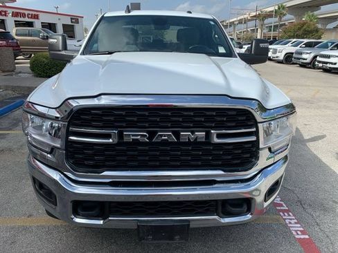 Used 2024 RAM 2500 Big Horn AWD/4WD image 7