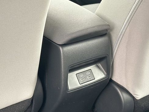 Used 2024 Toyota Corolla LE FWD image 29