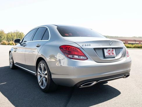 Used 2015 Mercedes-Benz C 300 Sedan image 4