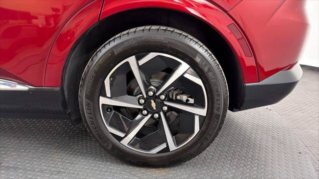 Used 2025 Chevrolet Equinox EV LT w/ Convenience Package FWD image 38