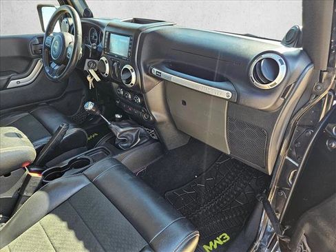Used 2012 Jeep Wrangler Rubicon image 17