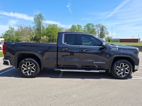 Used 2022 GMC Sierra 1500 SLE w/ X31 Off-Road Package AWD/4WD image 26