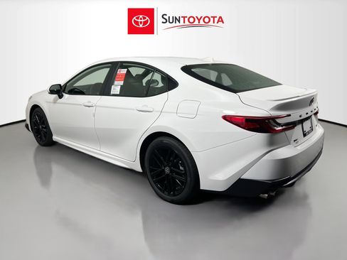 New 2026 Toyota Camry SE image 6