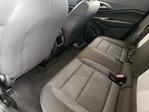 Certified 2025 Chevrolet Trax LS image 31