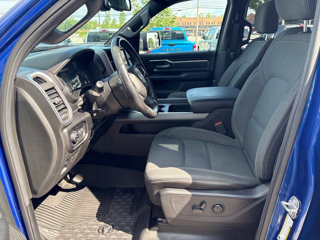 Used 2019 RAM 1500 Big Horn AWD/4WD image 19