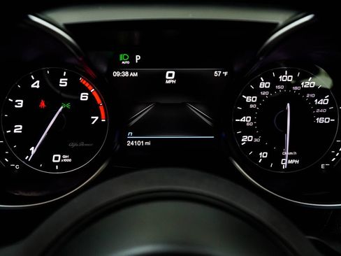 Used 2023 Alfa Romeo Giulia Ti RWD image 35