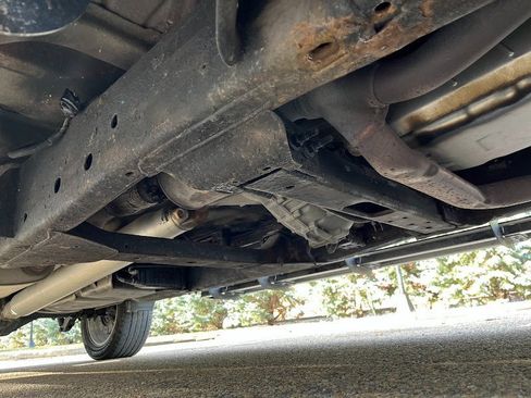 Used 2017 Chevrolet Silverado 1500 High Country image 56