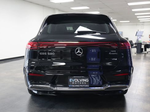 Used 2023 Mercedes-Benz EQS 580 4MATIC SUV image 7