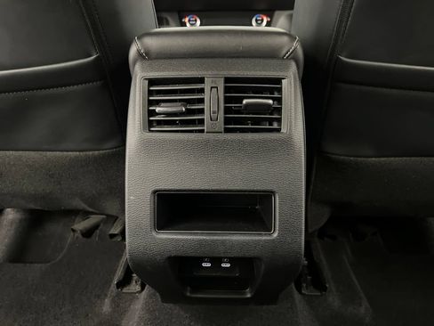 Used 2025 Mitsubishi Outlander SE FWD image 29