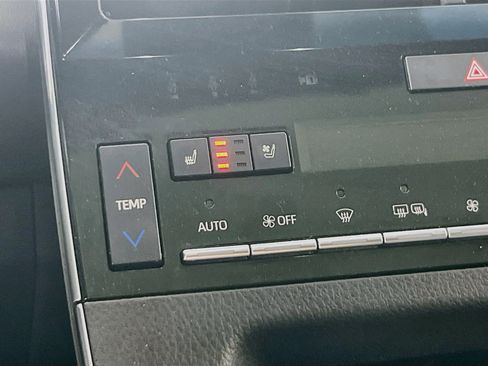 Used 2019 Toyota Avalon Touring w/ All Weather Liner Package FWD image 20