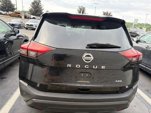 Used 2021 Nissan Rogue S AWD/4WD image 5