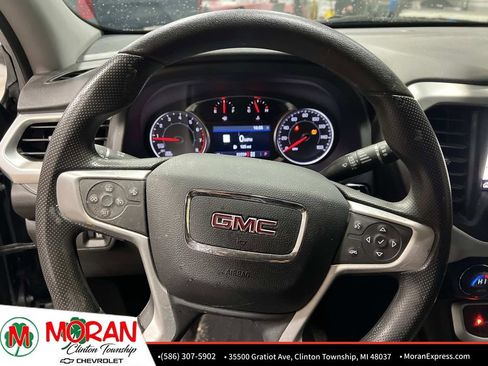 Certified 2023 GMC Acadia SLE w/ Driver Convenience Package image 19
