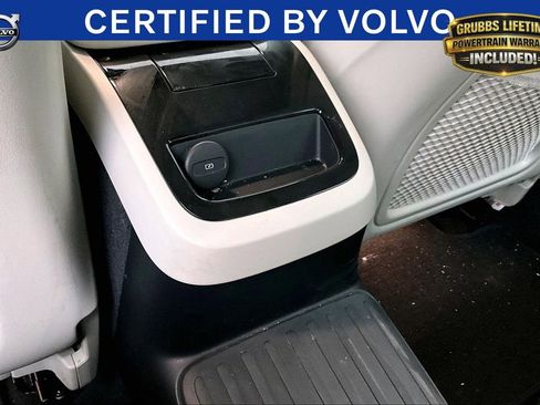 Certified 2025 Volvo S60 T8 Plus AWD/4WD image 32