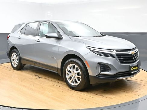 Used 2023 Chevrolet Equinox LT AWD/4WD image 3