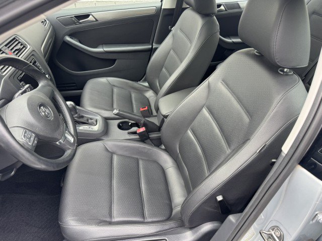 Used 2014 Volkswagen Jetta TDI FWD image 9