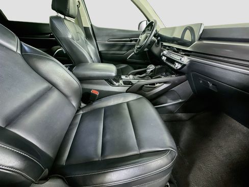 Used 2025 Kia Telluride S AWD/4WD image 33