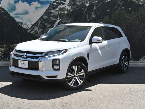 Used 2025 Mitsubishi Outlander Sport AWD image 6