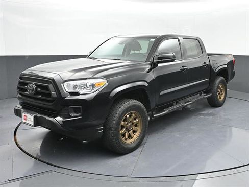 Certified 2023 Toyota Tacoma SR AWD/4WD image 1