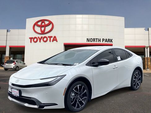 New 2026 Toyota Prius XSE image 1