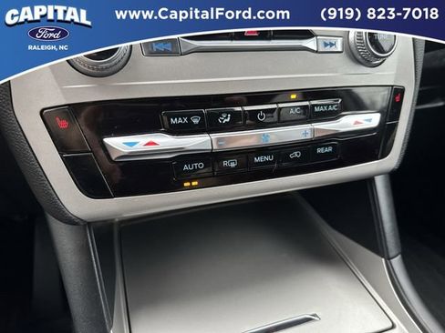 Certified 2022 Ford Explorer XLT image 28