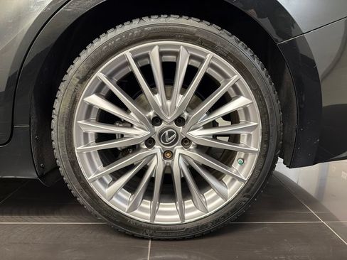 Used 2023 Lexus IS 300 AWD w/ Premium Package image 7