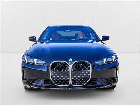 Used 2026 BMW 430i xDrive Coupe w/ Premium Package image 2