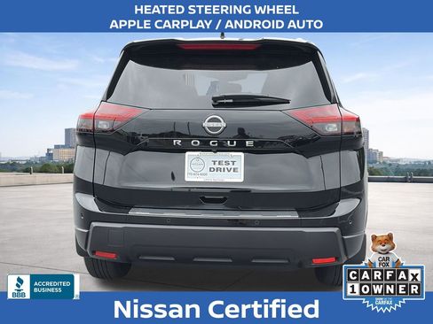 Certified 2025 Nissan Rogue SV w/ SV Premium Package FWD image 4