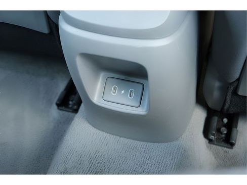 Used 2025 Hyundai Elantra SE FWD image 26