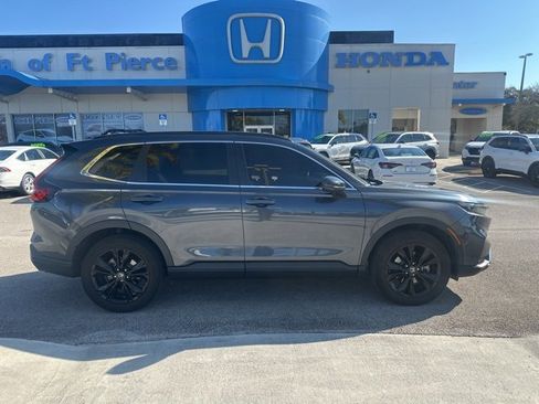Used 2024 Honda CR-V Sport Touring image 2