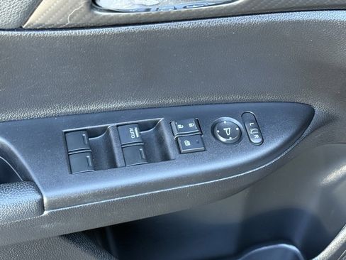 Used 2017 Honda Accord Sport image 13