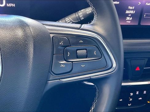 Used 2025 Buick Encore GX Preferred image 9