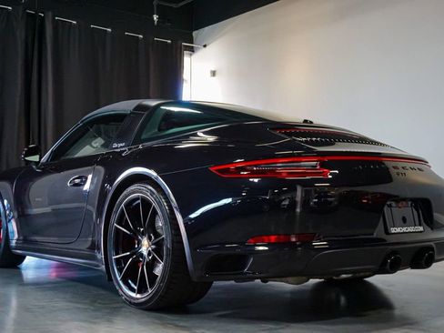 Used 2019 Porsche 911 Targa 4S image 25