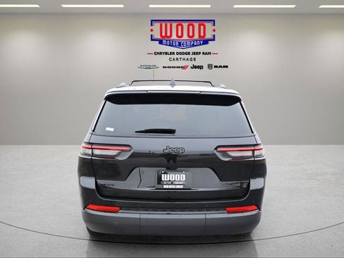 Used 2025 Jeep Grand Cherokee L Altitude image 4