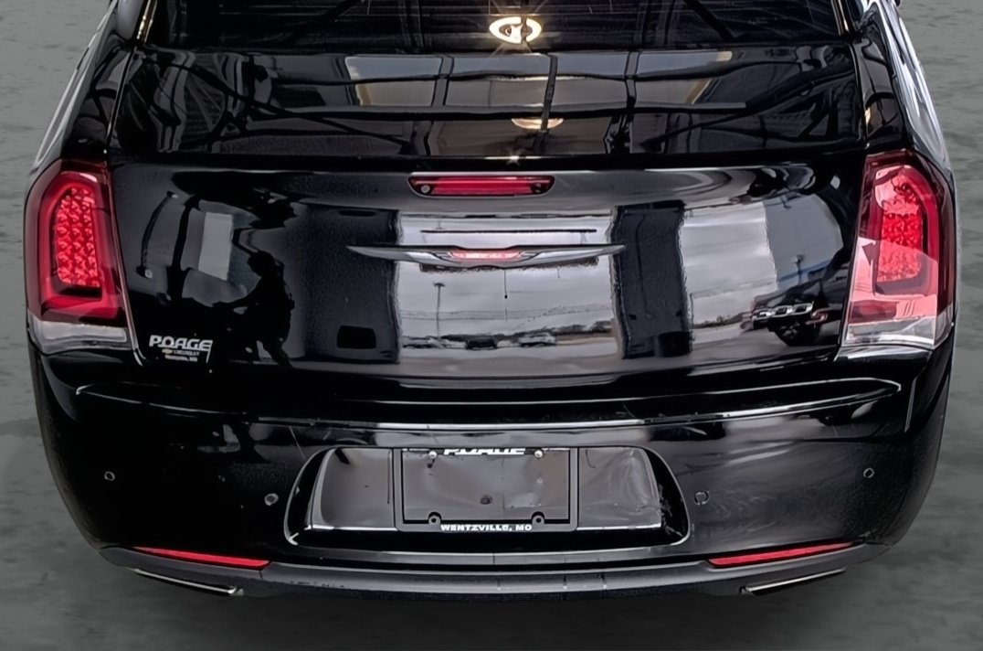 Used 2021 Chrysler 300 S RWD image 12
